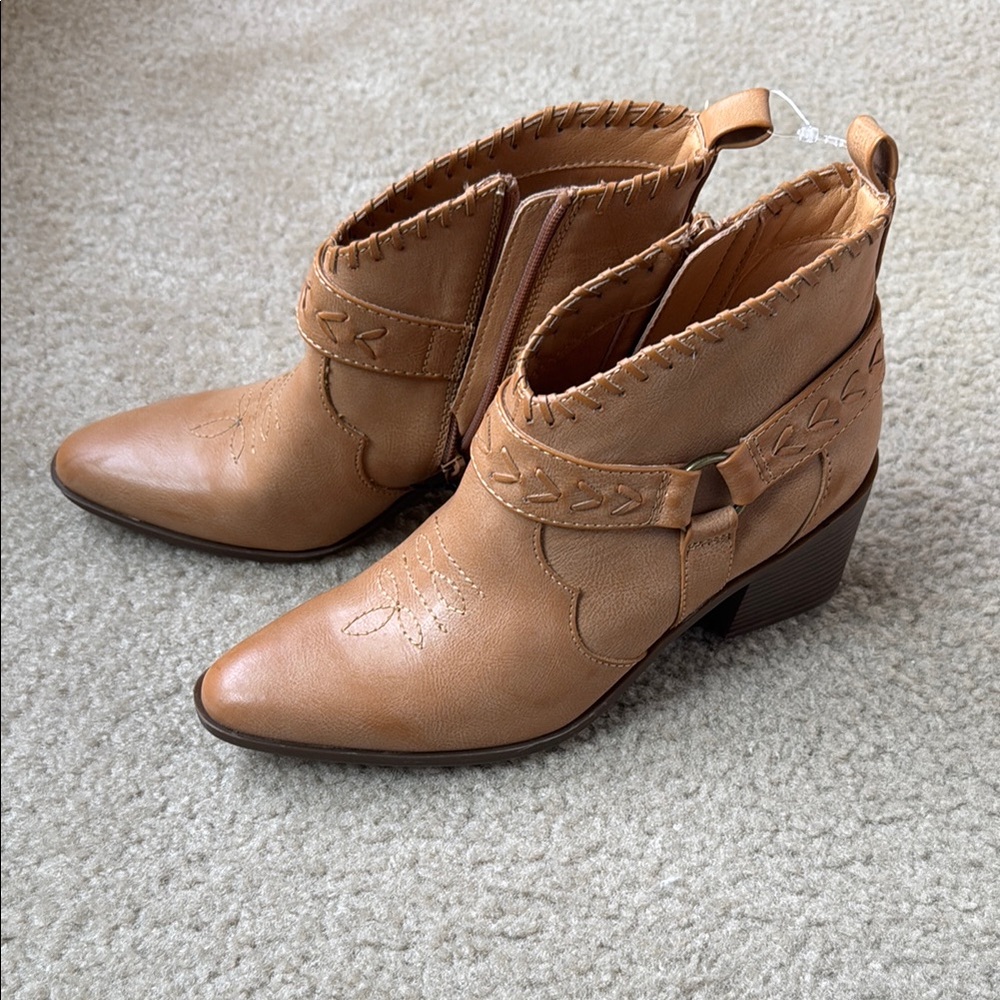 Tan Ankle Cowboy Boots NWT